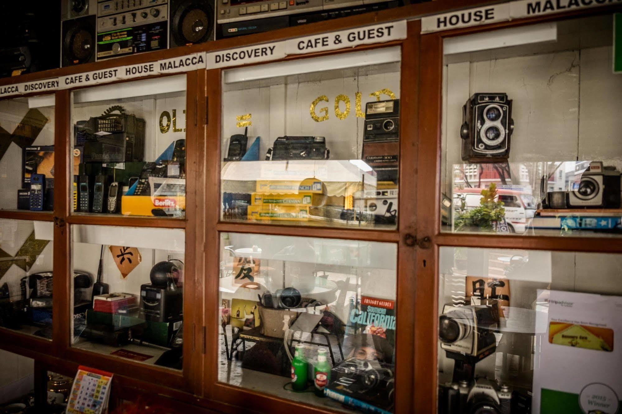 Discovery Cafe And Guesthouse Malacca Bagian luar foto