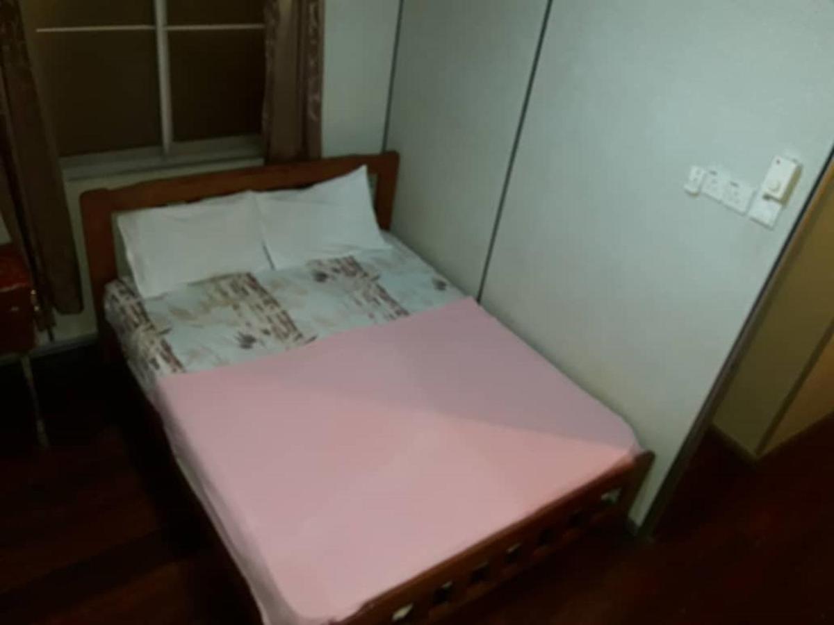 Discovery Cafe And Guesthouse Malacca Bagian luar foto